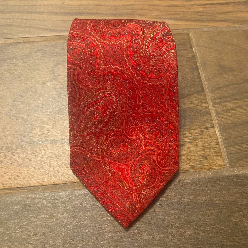 Adolfo Men’s 100% Silk Tie